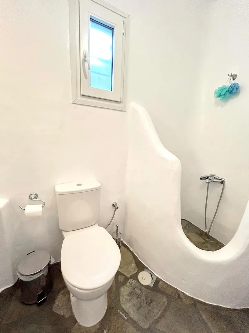 Aggelikis Island House