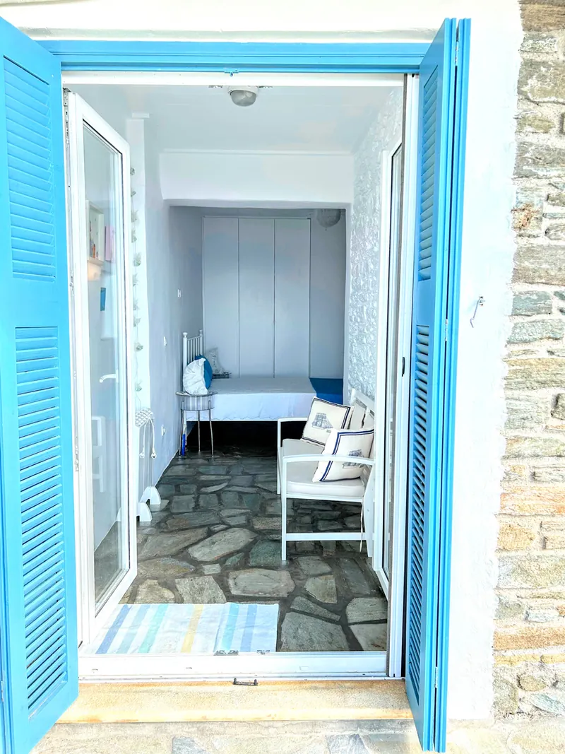 Aggelikis Island House