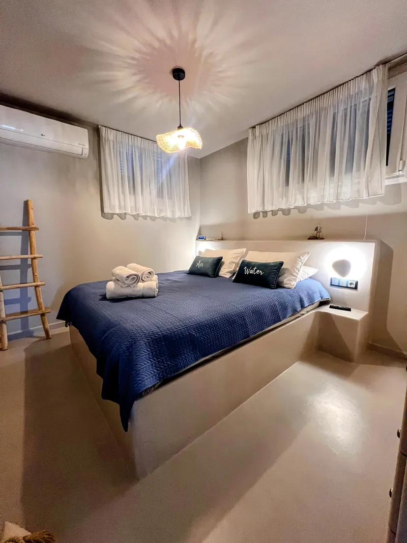 Elements – Air & Water Apartment