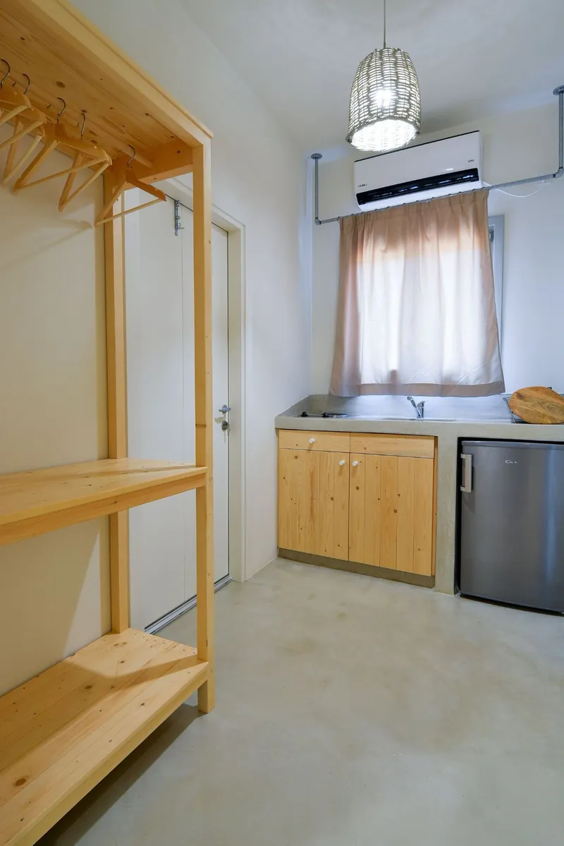 Rooster Guesthouse Rooms