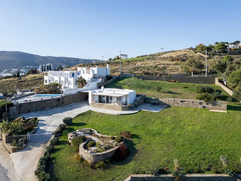 Vasilis View House